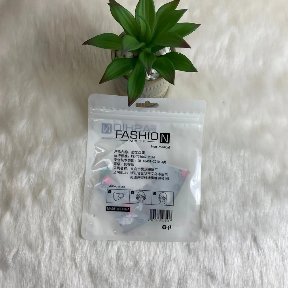 KIDS CARTOON‎ PRINT CUTE BREATHABLE FACE MASK